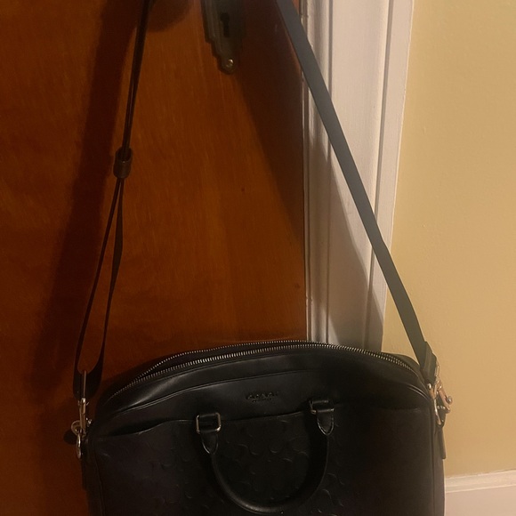 Unisex Black Leather Embossed Coach Shoulder/Computer Bag - Picture 5 of 12